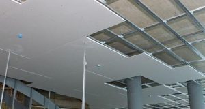 پانل‌های گچ برگ سبک و آماده نصب برای پوشش دیوار و سقف.